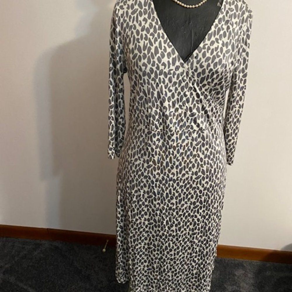 Pure Collection Gray, Beige V-neck Silk dress, size 14/16